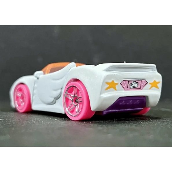 Hot Wheels Barbie Extra (57/250)