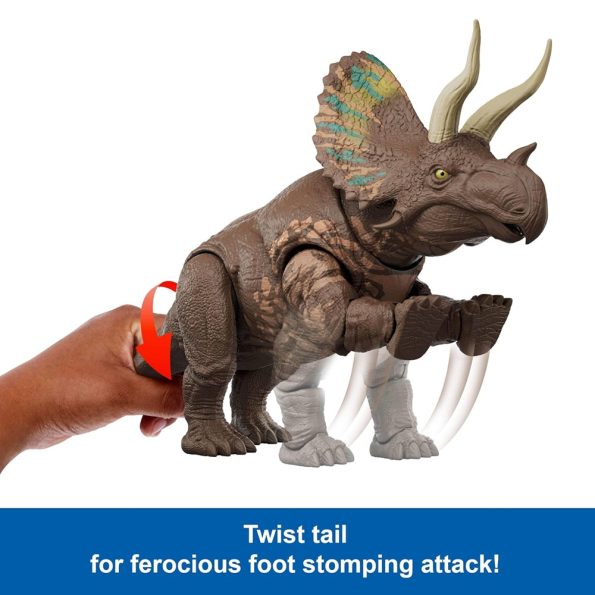 JW Rebirth Eotriceratops, Gigantic Thrashers